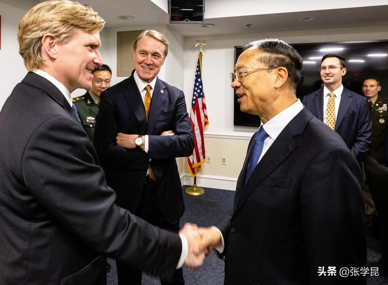 美国战争部副部长埃尔布里奇·科尔比今天发文说：“昨日，我很荣幸在五角大楼接待中国
