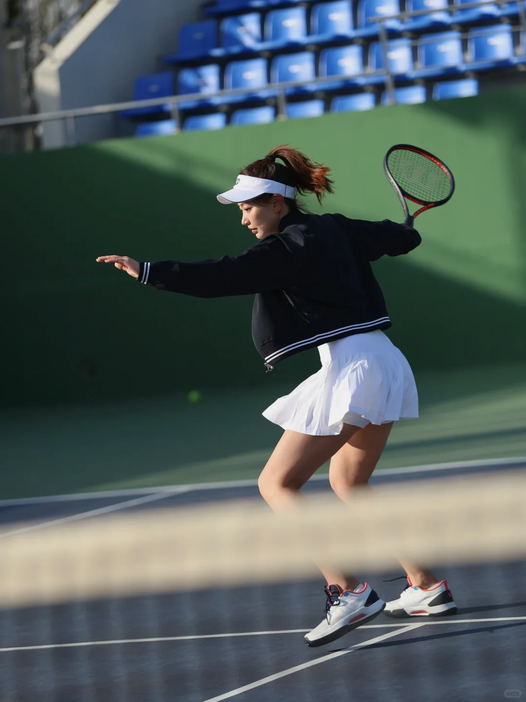 室外球场那么美 冷点又怎么了？🎾