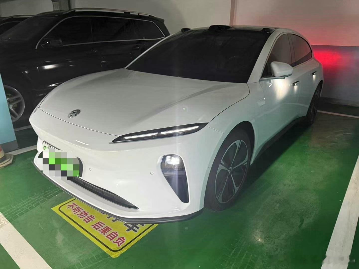 2024年蔚来ET5T 75 kWh Touring1800KM 原版原漆 选配