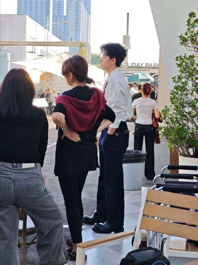 胡先煦 哪有老公啊懂了！胡先煦pick的理想座驾果然是智界R7✨ 话痨爱唱的天津