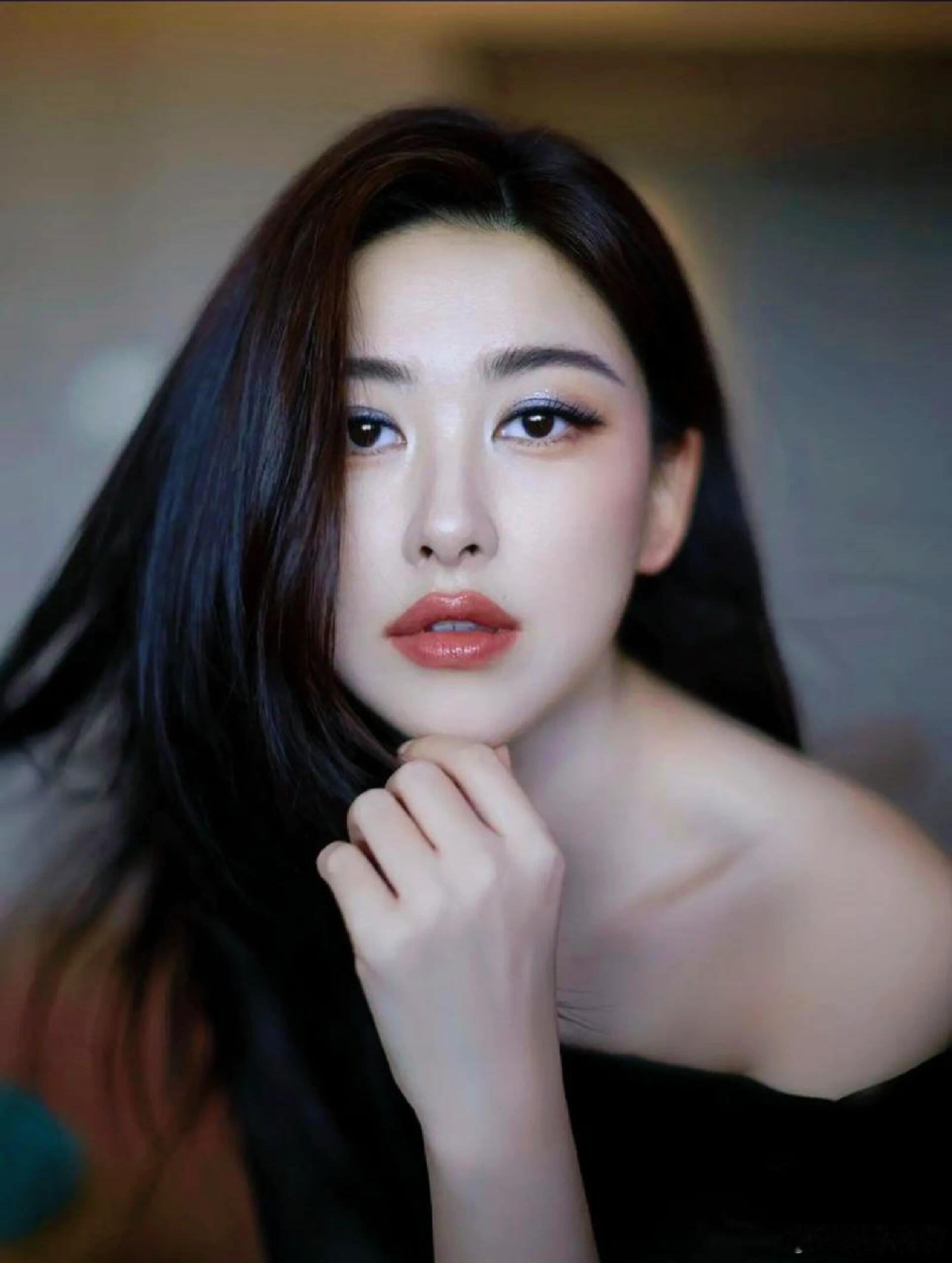 朱珠，这张魅惑的脸，谁看了不心动啊？ 