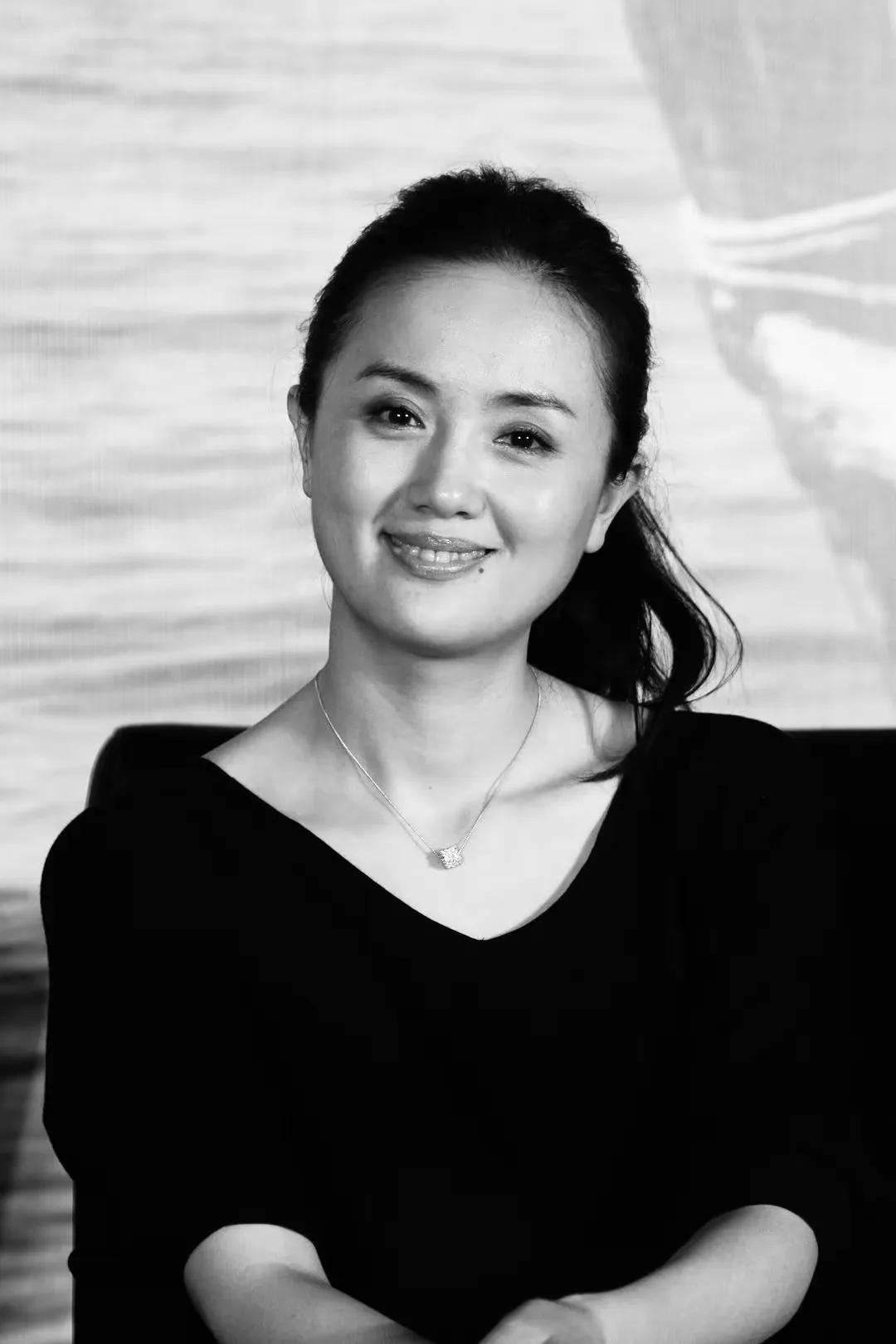 朱媛媛最成功的作品就是《家有九凤》虽然别的作品也不错，都没有太多水花，家有九凤的