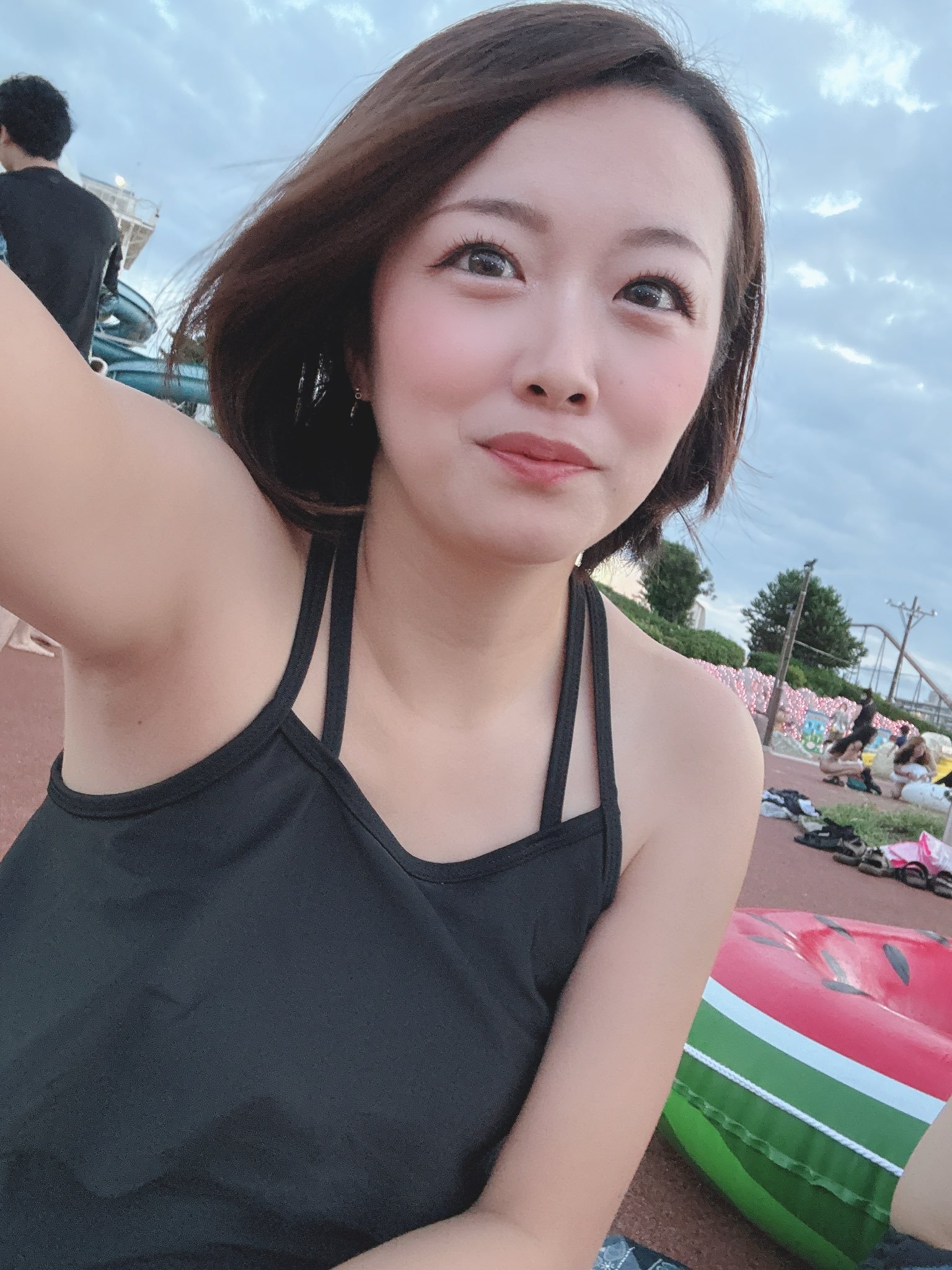 【速报】已经引退四年的森保纱奈宣布重新复出，目前事务所是“Mine'S” ​​​
