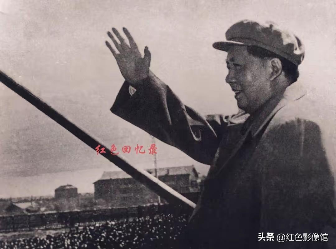 致敬老人家！[玫瑰][玫瑰][玫瑰][祈祷][祈祷][祈祷][玫瑰][玫瑰][玫