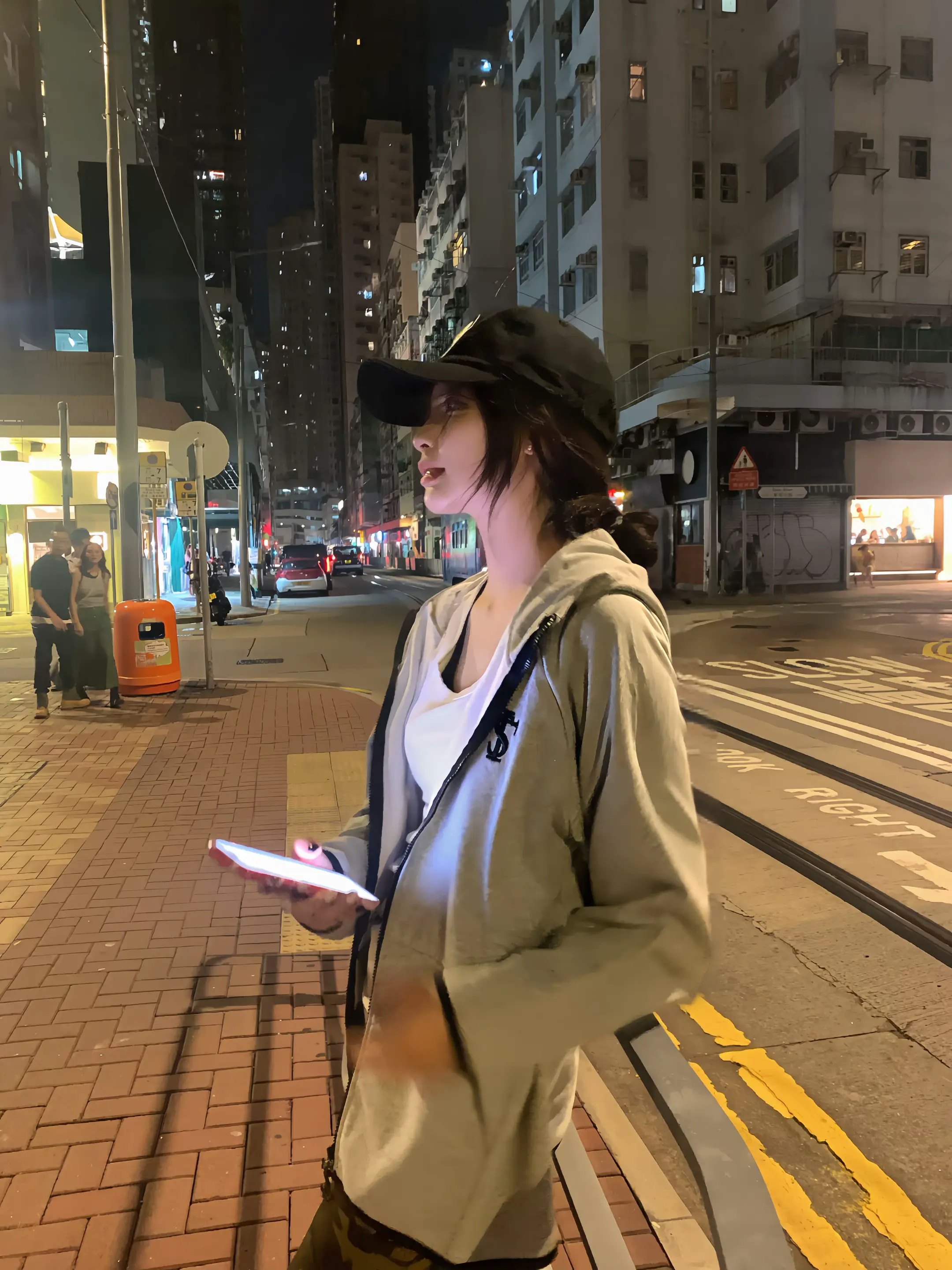 又到了听罗生门的季节日复一日 年复一年身边的人也变了很多