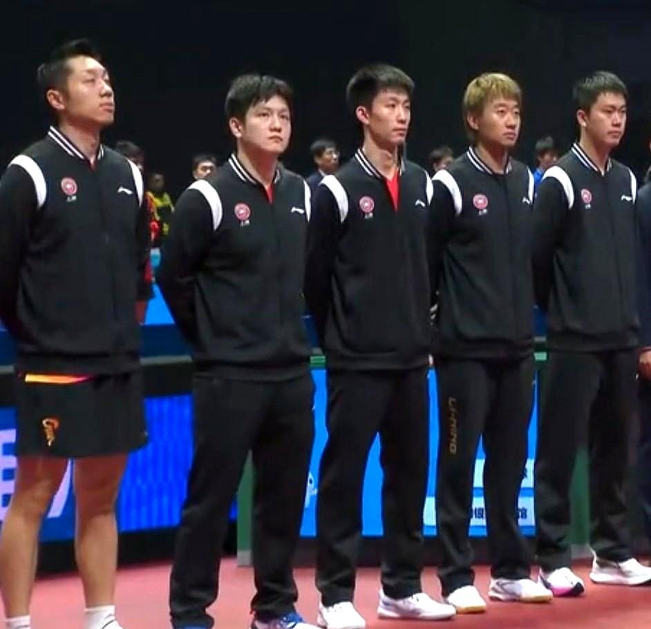 “世界第一差点被19岁小孩掀翻”——昨晚全运会现场，樊振东擦着冷汗走出球馆，记分