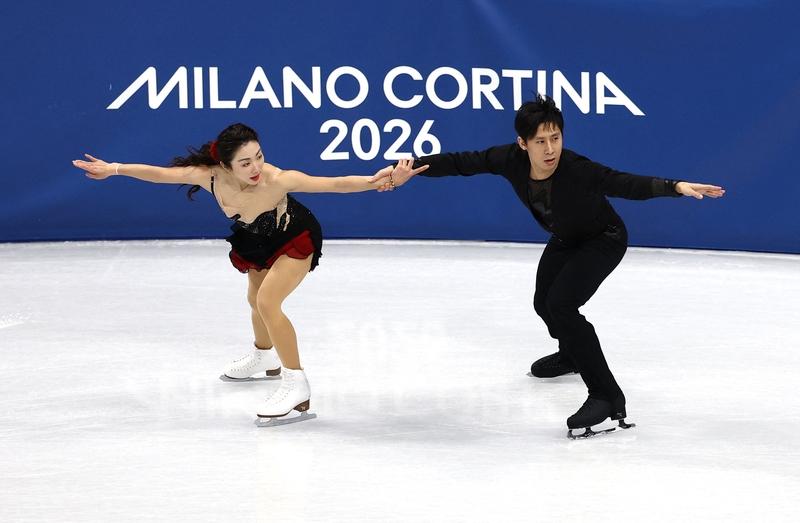 花样滑冰团体赛资格赛即将拉开帷幕，中国花滑队能否如愿拿到米兰冬奥会入场券？让我们