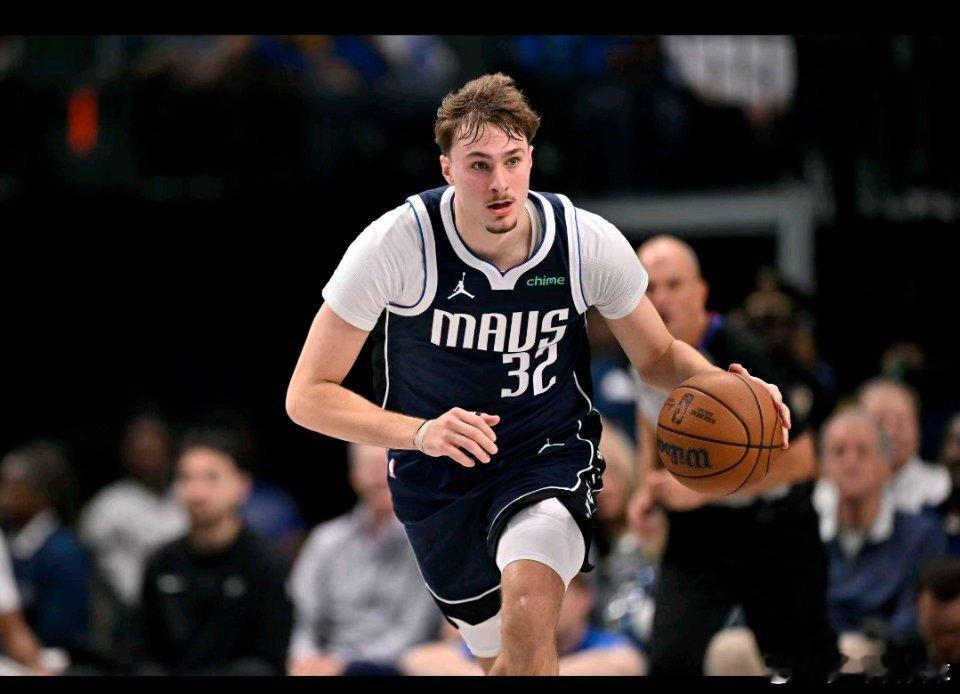 湖人末节逆转独行侠1月25日讯 NBA常规赛继续进行，独行侠主场110-116输