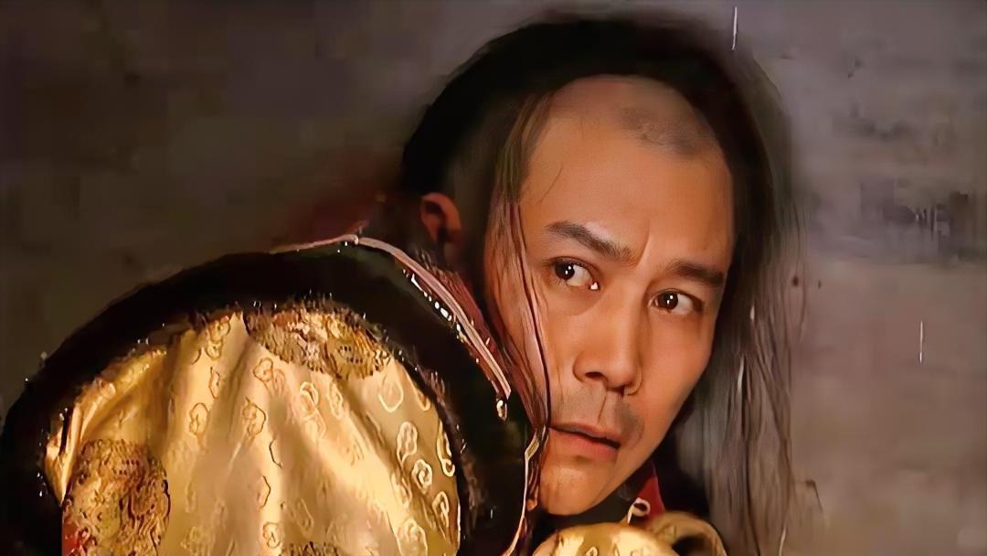 最惨太子胤礽：康熙给了胤礽无数机会，为何他还是成了废太子？
 
胤礽的人生像一场