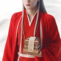 #相柳此生只亏欠了他自己#相柳的爱，无声却深沉。他对心上人的那份爱意，无人能及，