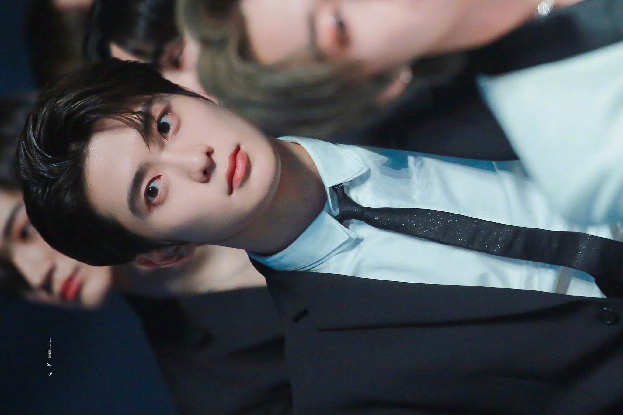 【Theqoo】一位连续7年愚人节固定参与行程的爱豆，我们至今无法得知19111