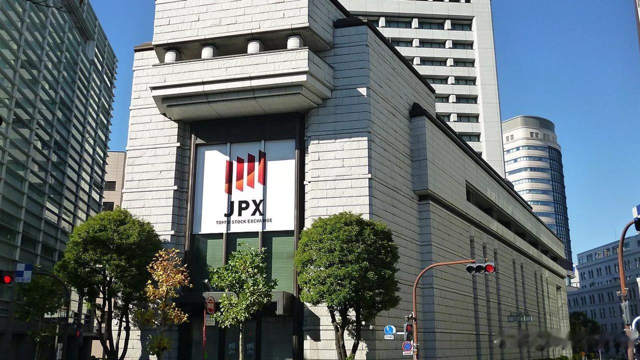 日本《通商白皮书》警示"对华依赖"风险

¬ 美国在协议签署 22 年后将横滨的