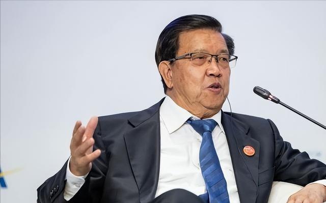 龙永图曾言：中国的国际关 系到底出了什 么问题？如今，世界正步入一个新的阶段，美