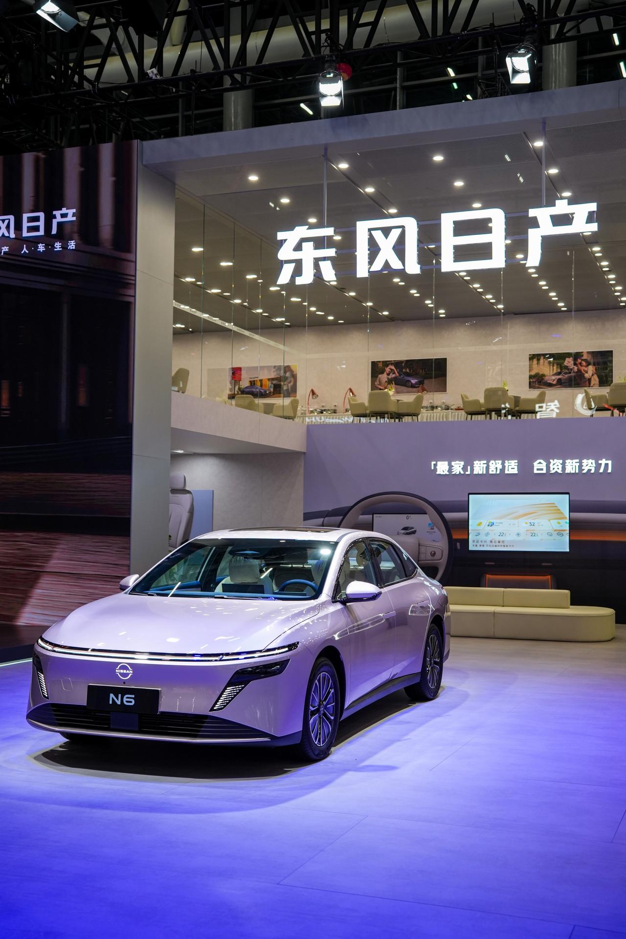 合资B级车格局重塑，天籁这波升级太香
合资B级车市场中，凯美瑞、迈腾、雅阁等车型