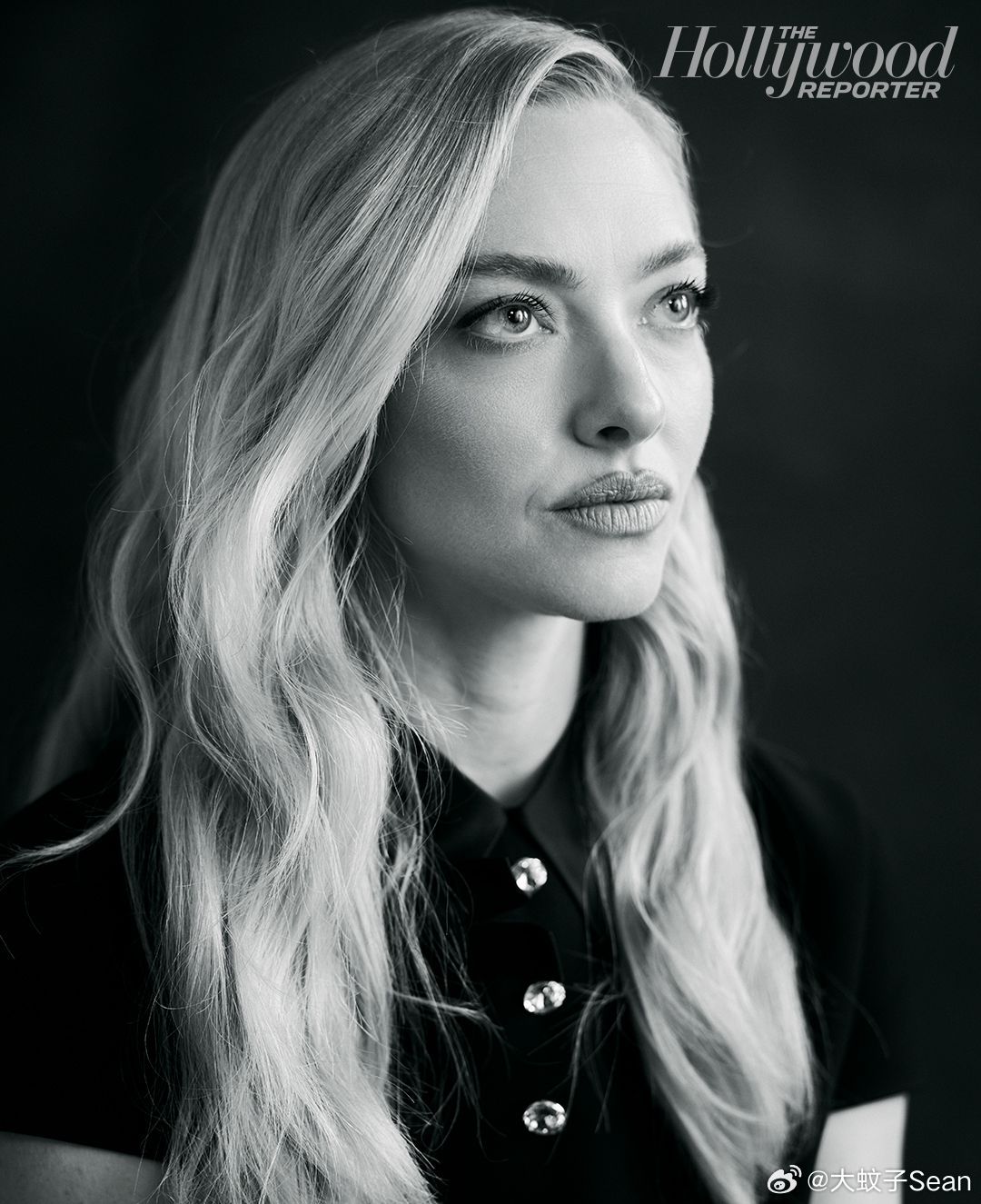 更多Amanda Seyfried阿曼达塞弗莱德在多伦多电影节期间为各家媒体拍摄