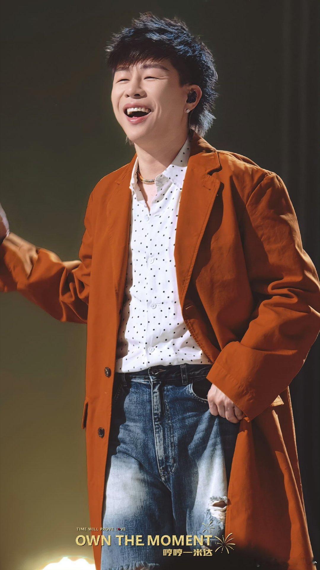 音乐舞台不分输赢，恭喜胡彦斌率先晋级，两位实力派的同台演绎太有感染力了歌手直播胡