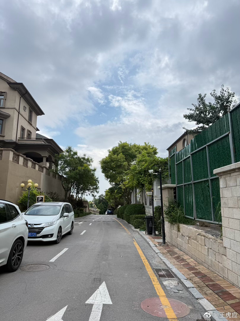 庭院深深深几许 