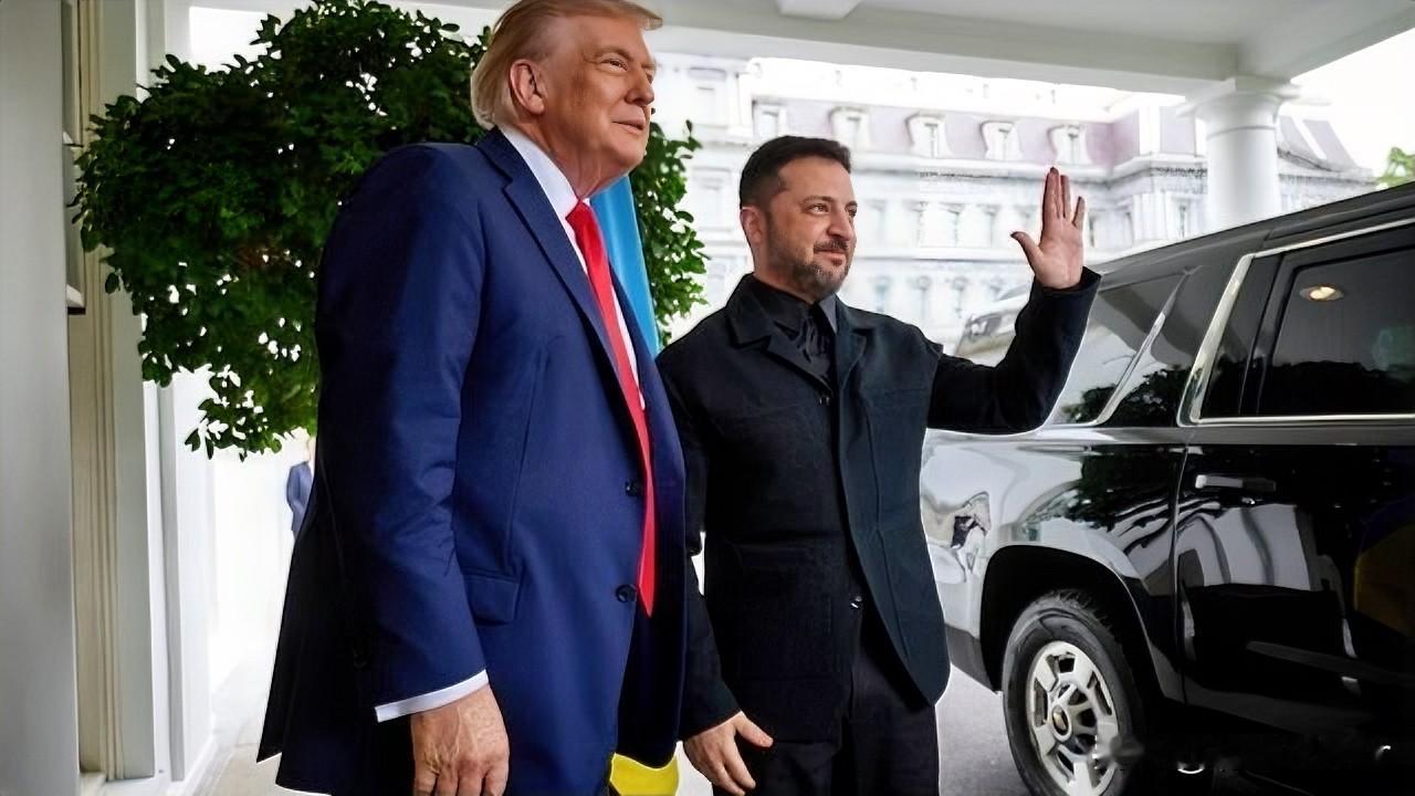 就在今天，乌克兰总统泽连斯基宣布，准备在新年前与美国总统特朗普会面，就全面达成和