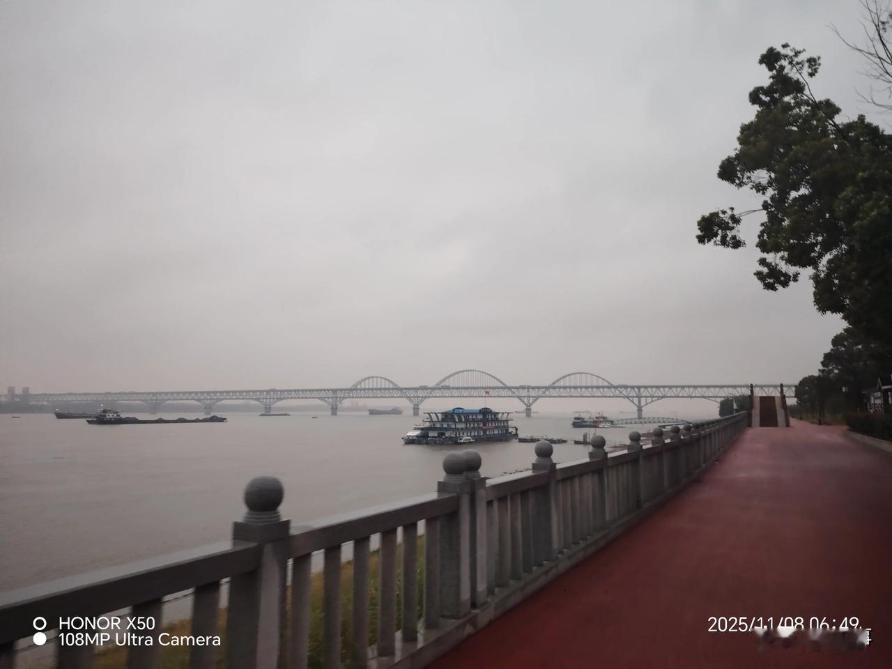 如何评价《哪吒2》获金鸡奖《哪吒2》很受大家喜欢