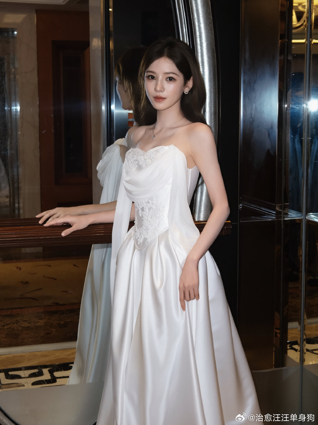 京东明星红包阵容 骨子里自带细腻质感，福利方方面面精心打磨，清楚粉丝值得真心相待