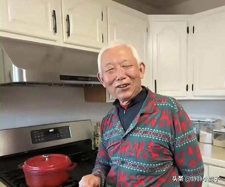 洞洞爸妈在美国和北京还真是天壤之别，以前是甩手掌柜的，在儿子家啥都不干，带孩子也