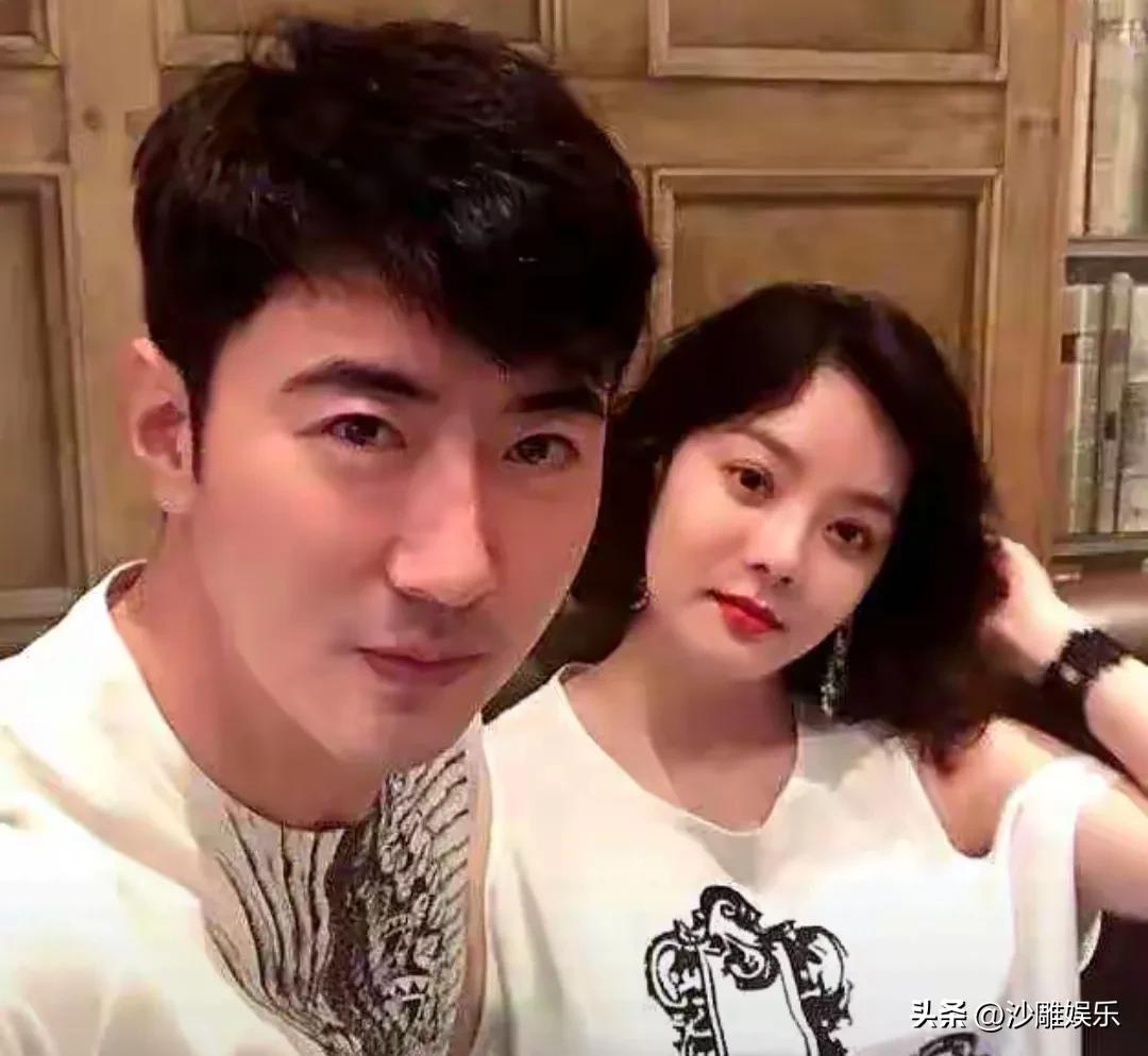 蔡琳，自曝和高梓淇离婚的真正原因！


韩国女星蔡琳当年嫁给中国演员高梓淇，是多