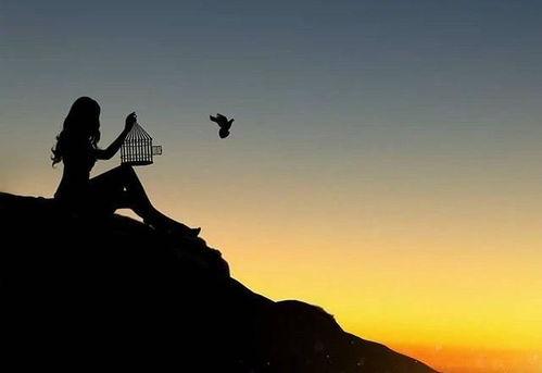 没有缺点的人世界上有吗?没有。
      所谓“没有缺点”，不过是没看清全貌—