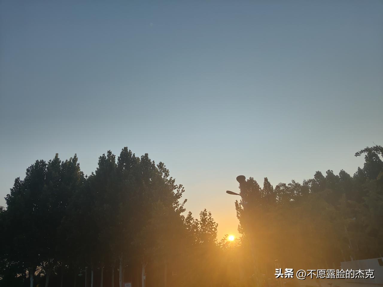 又是崭新的一天
一天心情好