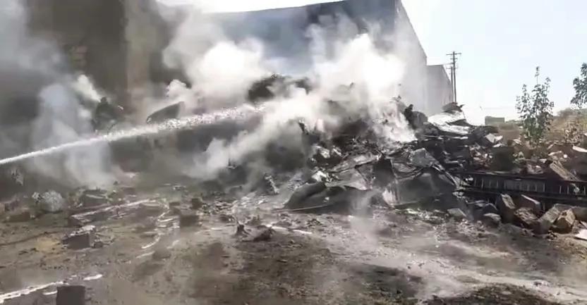 根据媒体报道，今天下午印度空军一架光辉战斗机在拉贾斯坦邦贾沙梅尔坠毁，当时该战斗