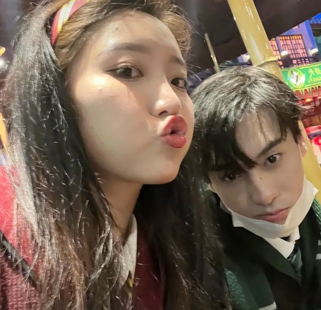 九成美刚刚更新的45张live 咱就是说，哪有偶像不恋爱啊！粉丝真的不用大惊小怪