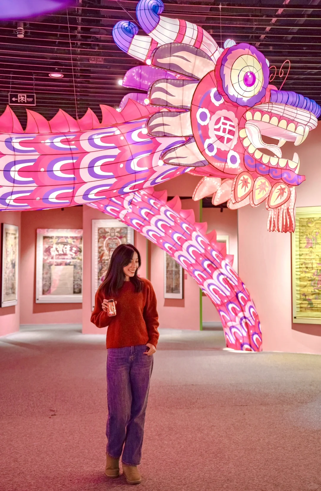 果然是北京，看龙展喝宝运龙罐，太有年味儿了