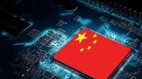 别被美国表面嚣张蒙蔽！它打心底里极度想和中国开战，却迟迟不敢迈出那一步，真相太解