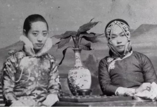 1897年，为了延续张家香火，张謇在原配妻子的安排下，纳了一房小妾，可小妾迟迟不
