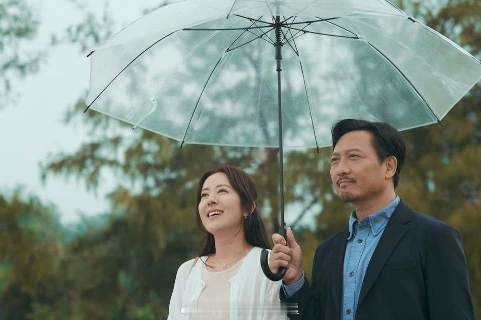 「《日落下的彩虹 》香港知名當紅女藝人唐诗咏 （）由TVB ()過檔ViuTV 