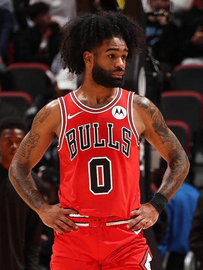 据Joel Lorenzi报道，公牛队很难从有意交易科比·怀特的球队那里获得首轮