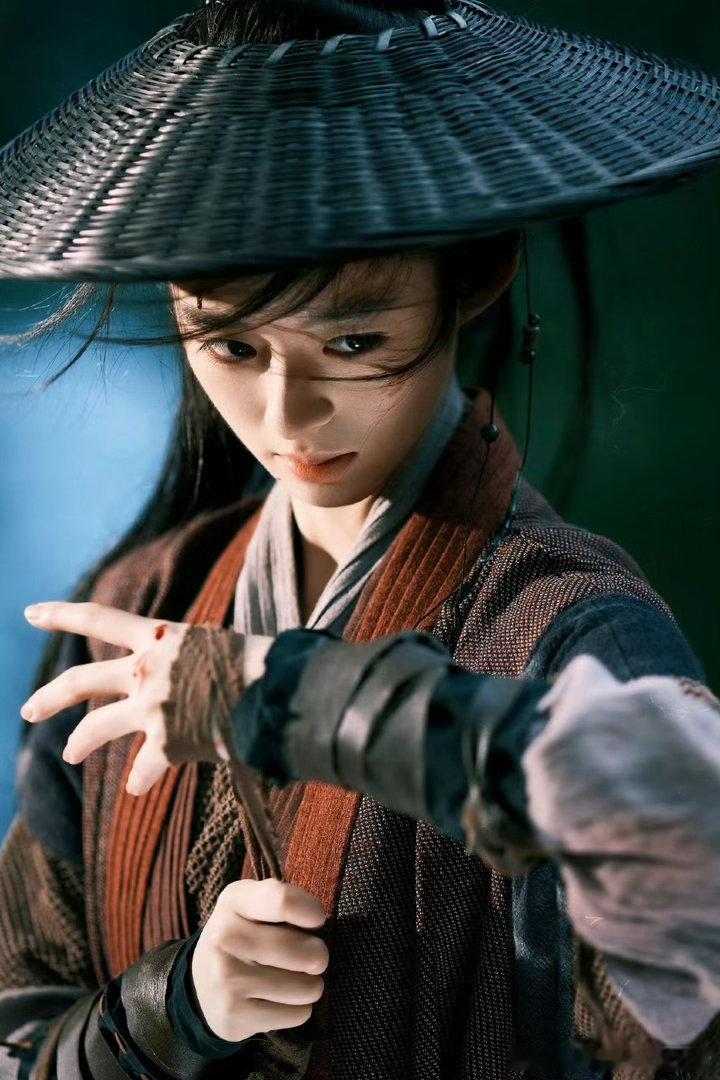 黄杨钿甜黄杨钿甜水缸戏是寒冬二月夜里拍的黄杨钿甜水缸戏是2月拍的二月深夜气温极低