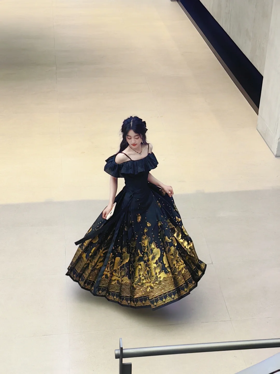 买什么礼服，我可是有马面裙的女人！