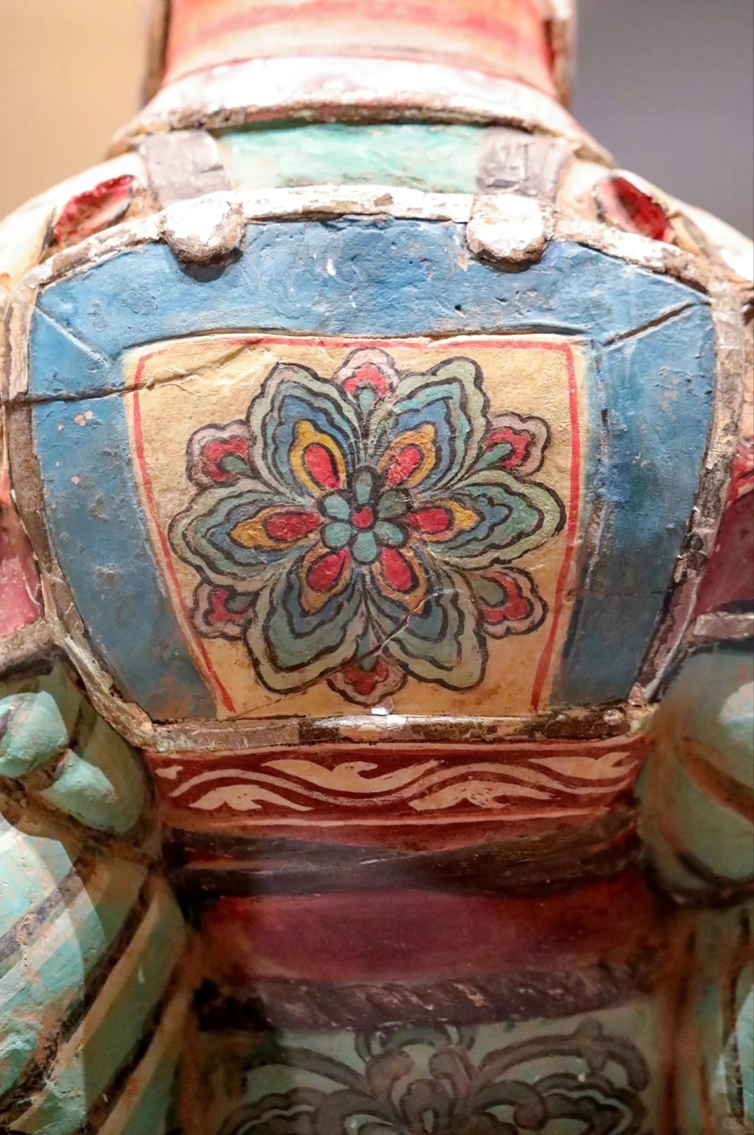 这个是哪个朝代的武官俑？身段好S