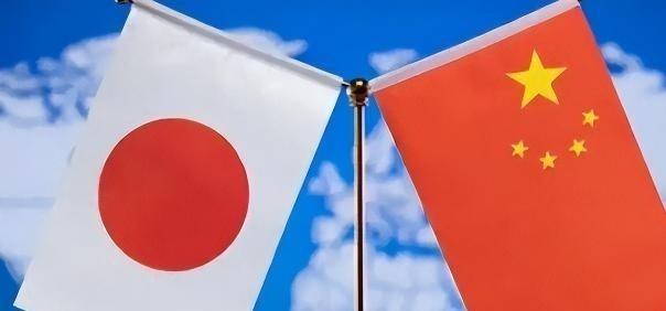 如今的日本似乎彻底慌了起来！越来越多的日本公民认识到了一个事实，一旦中国和日本真