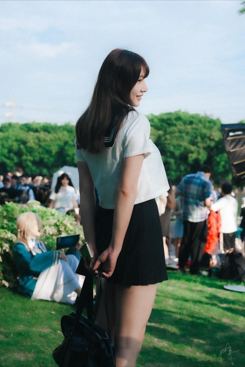 萤火虫返图真的太久没穿JK制服了[送花花][送花花][送花花] ​​​