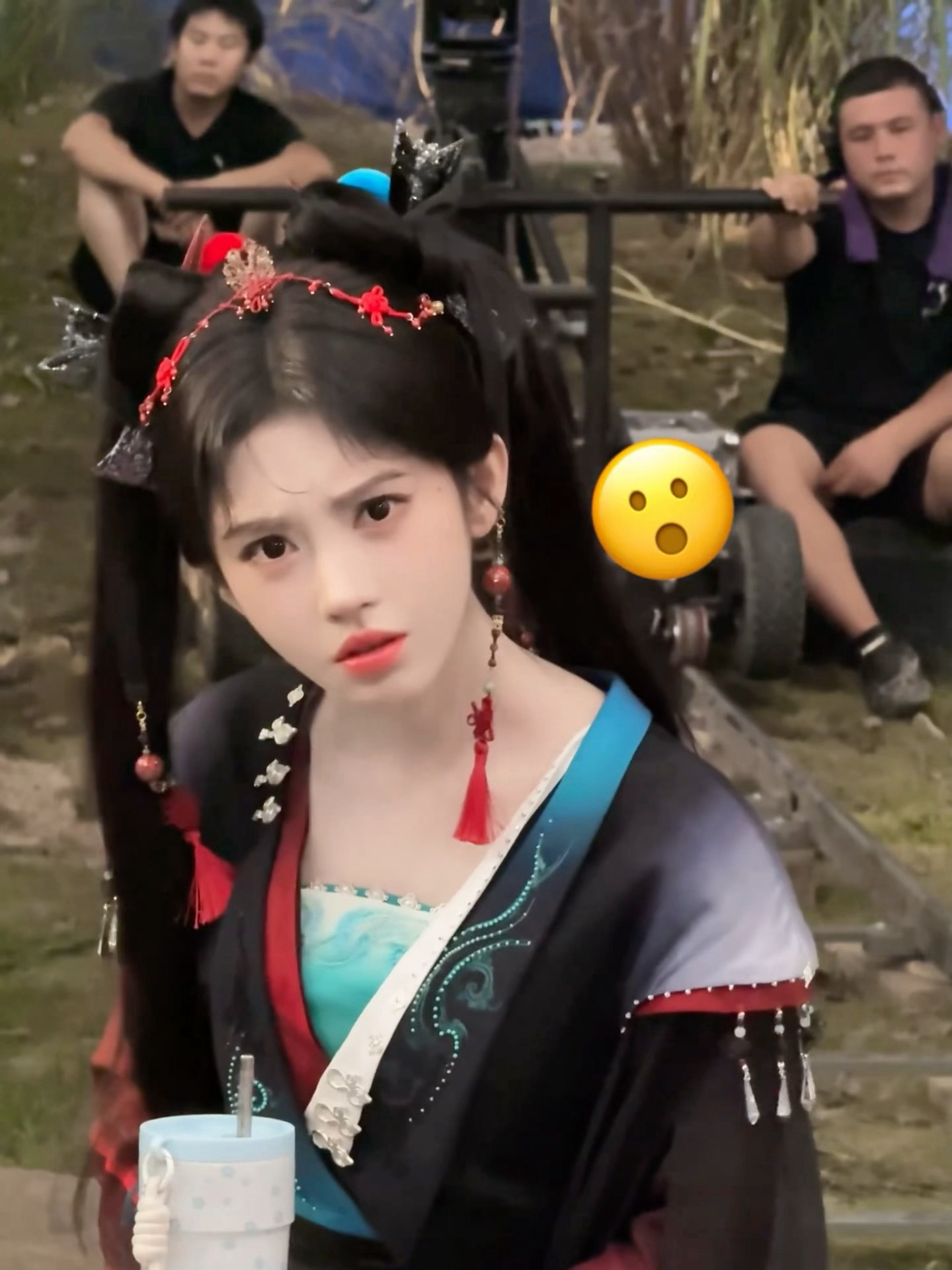 鞠婧祎《来战》阿黛七夕营业，小表情萌翻了！！[期待][期待] ​​​