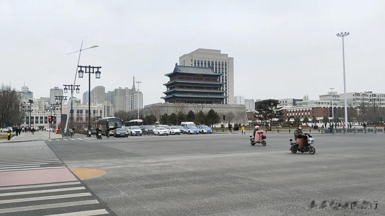 #太原头条#有目共睹，太原最近两年变化太大了，但是喷子也太多了！

先是太原古县