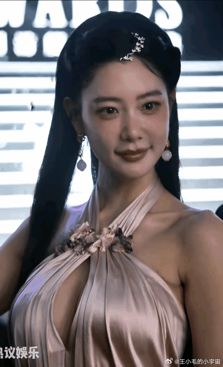 这真的是那一位惊艳众人的韩国美女克拉拉吗？不敢相信自己的眼睛啊？记得那部戏过去才