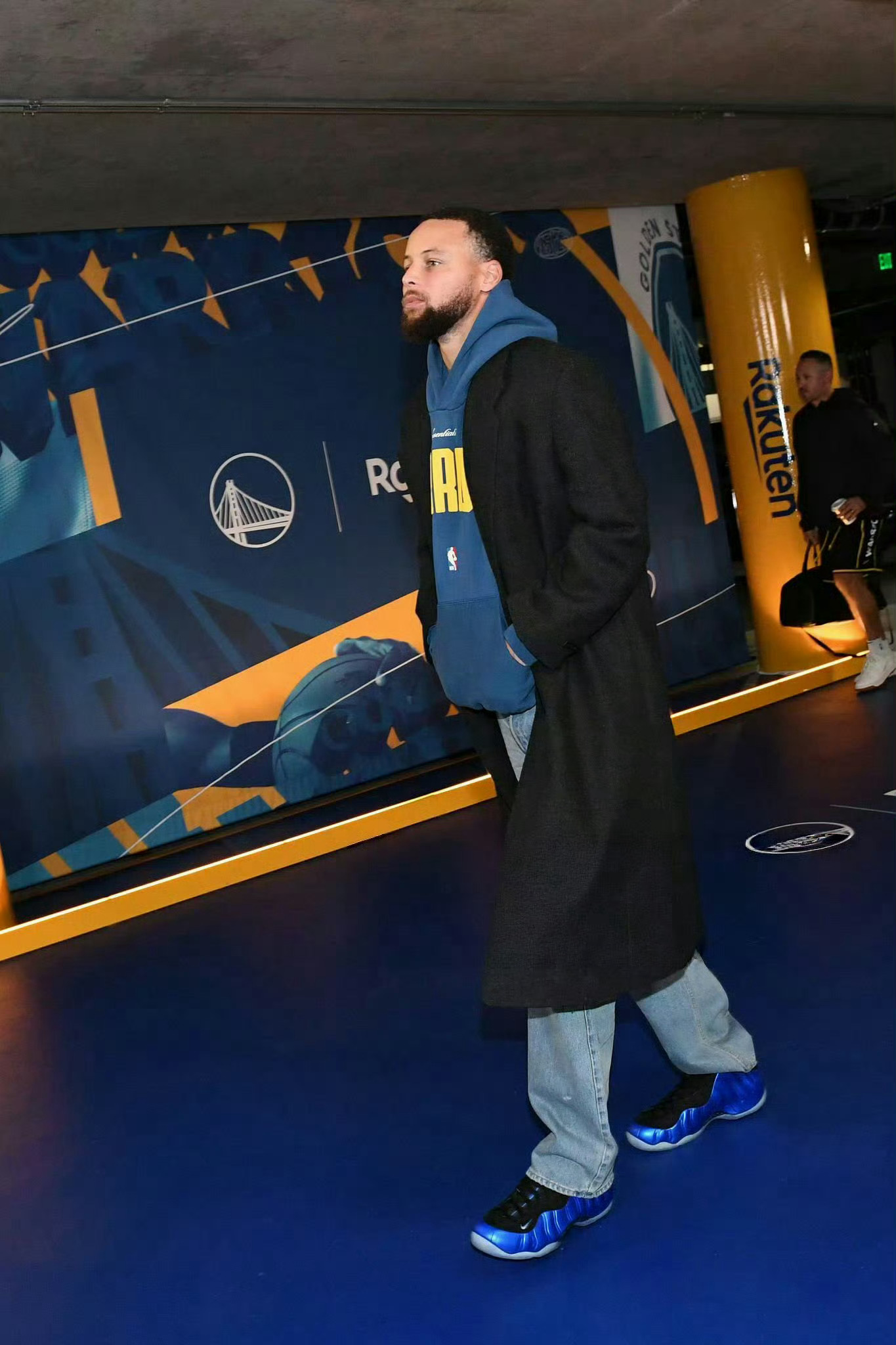 库里今天上脚的球鞋。魔术vs勇士