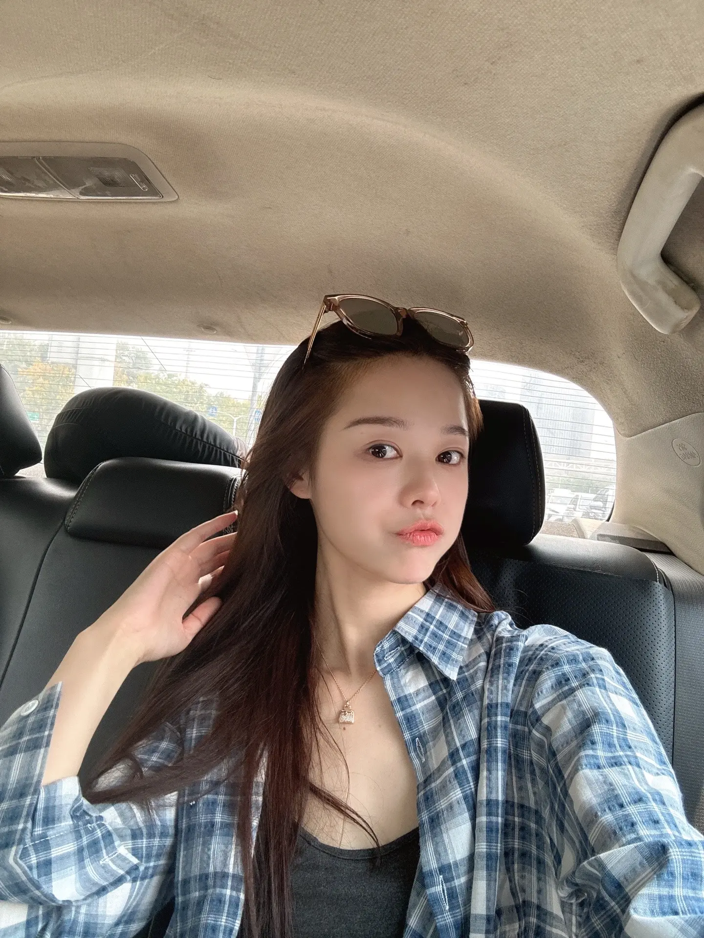 喜欢姐姐吗？不喜欢闭嘴😎