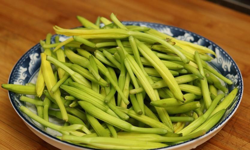 这5种食材吃前不焯水等于吃毒？为了家人健康，再懒也别省这一步
为了保障家人的健康