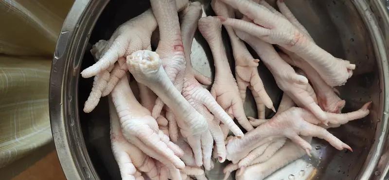 315晚会一播出，那些藏在暗处的违法行为就被曝光在大众眼前，市监总局也迅速行动，