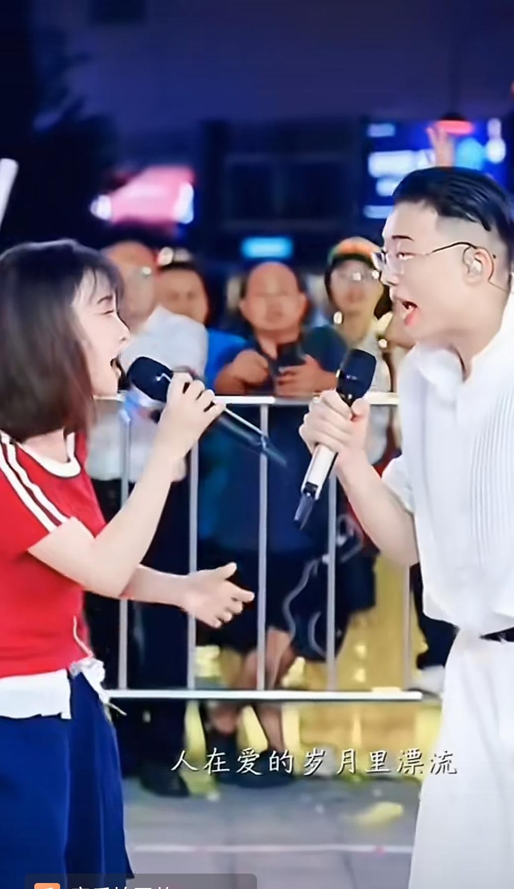 本来觉得小阿七唱歌还行，不过从今天开始，我要开始抵制小阿七了，不为别的，不喜欢而