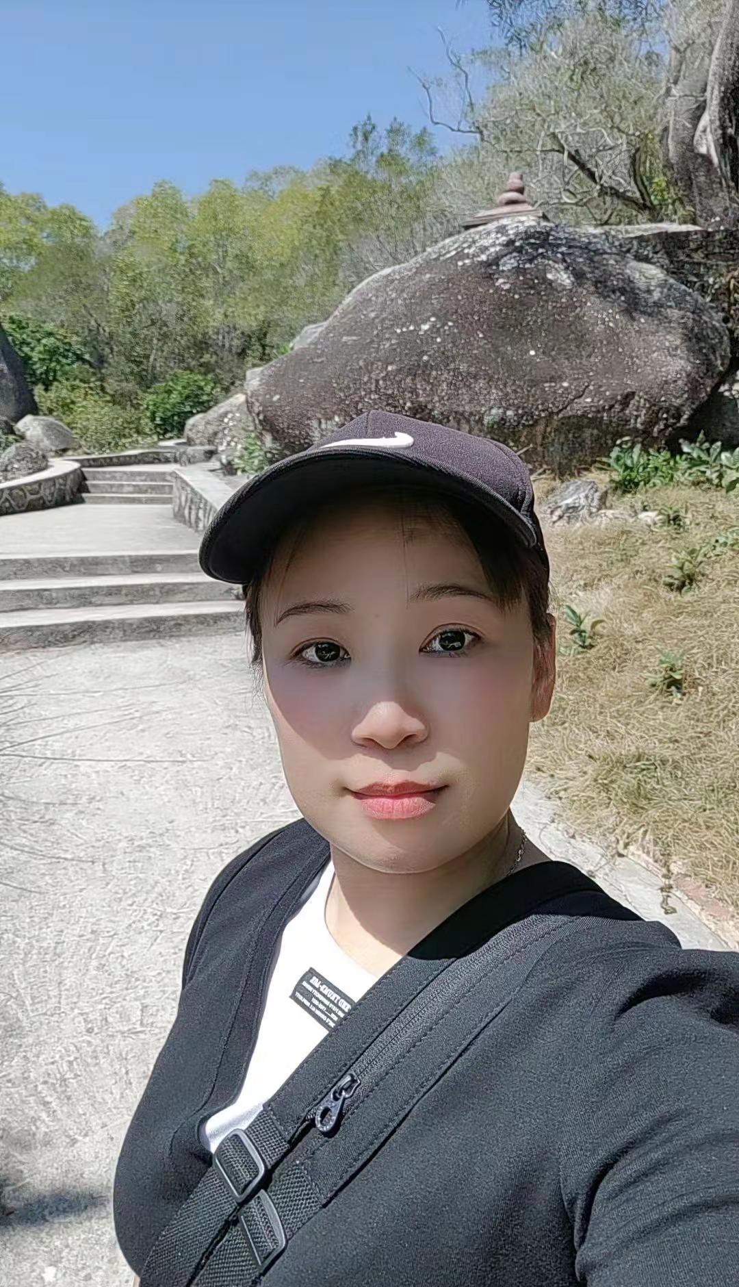 生活最美的状态就是，人静，物简，心安[玫瑰][玫瑰]