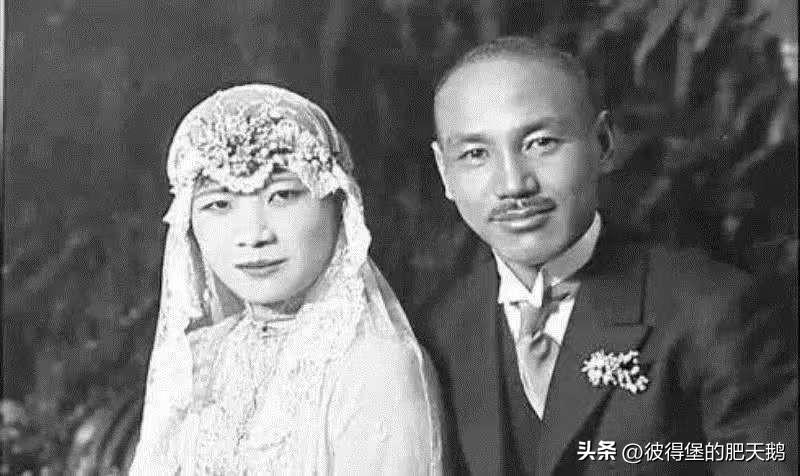 甲：牢A关于女 留 子的说法有多少可信度？

乙：呃……那我举个例子，有个40岁